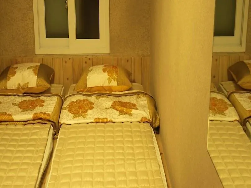 Kim Stay 2 Seoul Hostel